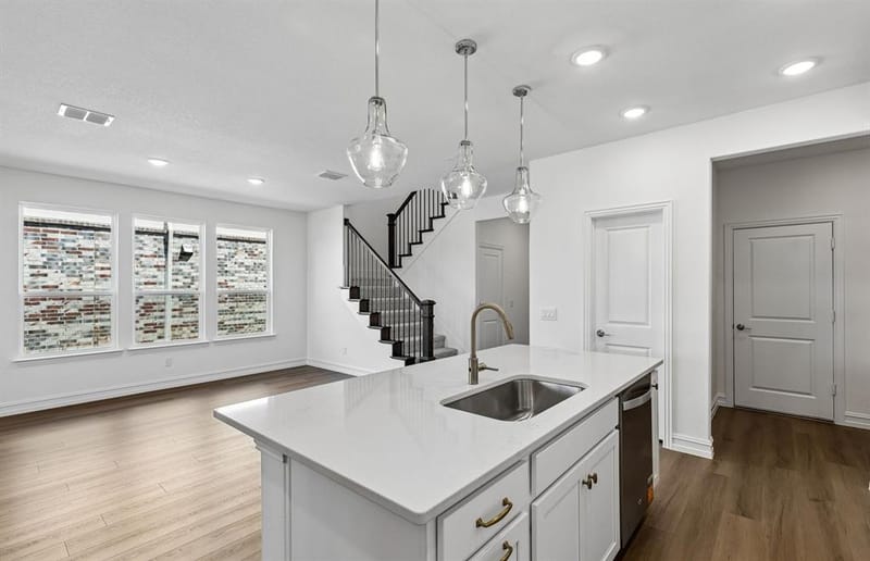 5940 Merian Drive, Pilot Point TX 75009 - Photo 4