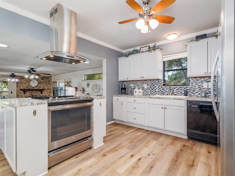 6930 County Road 569, Brownwood TX 76801 - Photo 12