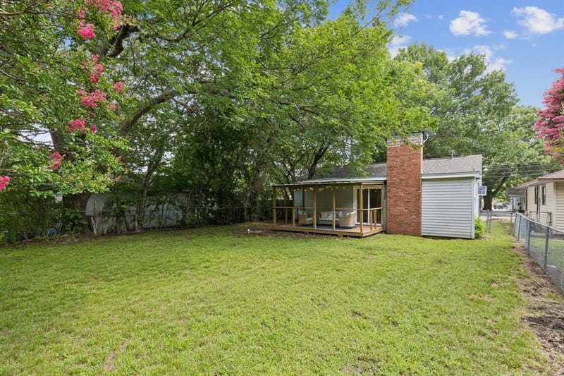 411 W Taylor Street, Sherman TX 75092 - Photo 27