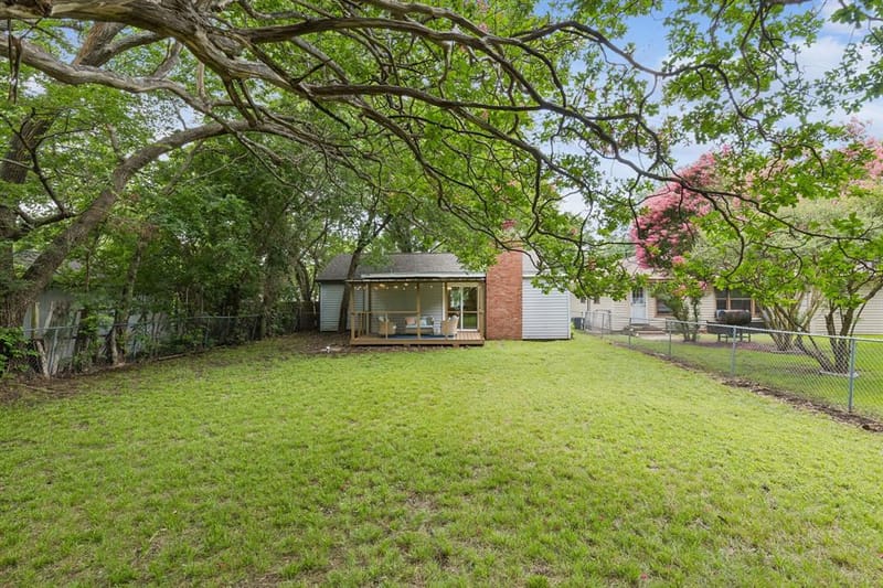 411 W Taylor Street, Sherman TX 75092 - Photo 26