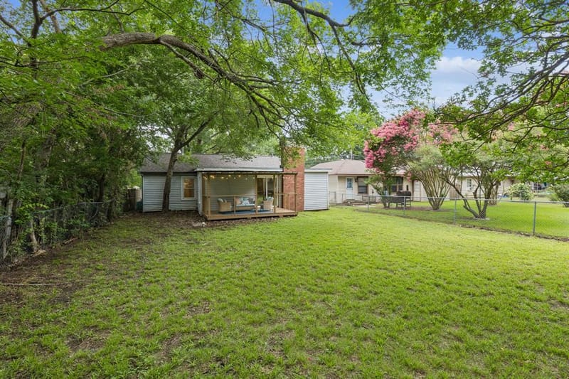 411 W Taylor Street, Sherman TX 75092 - Photo 29