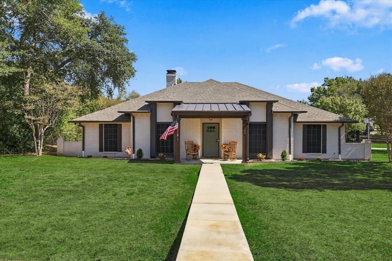 205 N FOREST Lane, Double Oak TX 75077 - Photo 2