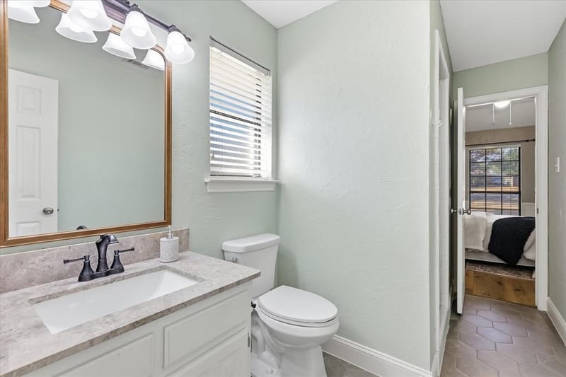 205 N FOREST Lane, Double Oak TX 75077 - Photo 26
