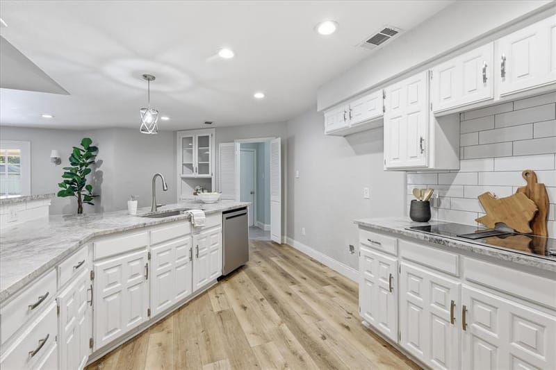 205 N FOREST Lane, Double Oak TX 75077 - Photo 15