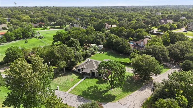 205 N FOREST Lane, Double Oak TX 75077 - Photo 39