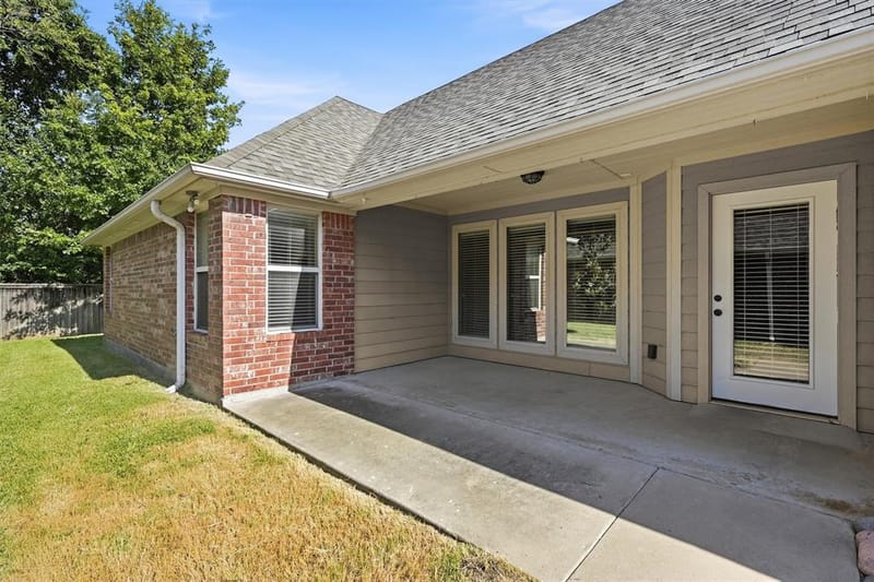 2704 Rex Cruse Drive, Sherman TX 75092 - Photo 32