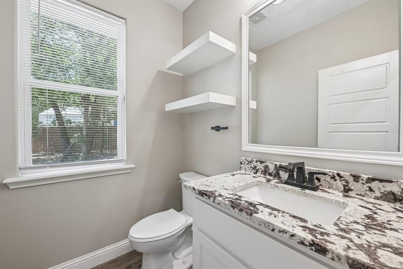505 S Sky Court, Granbury TX 76049 - Photo 27