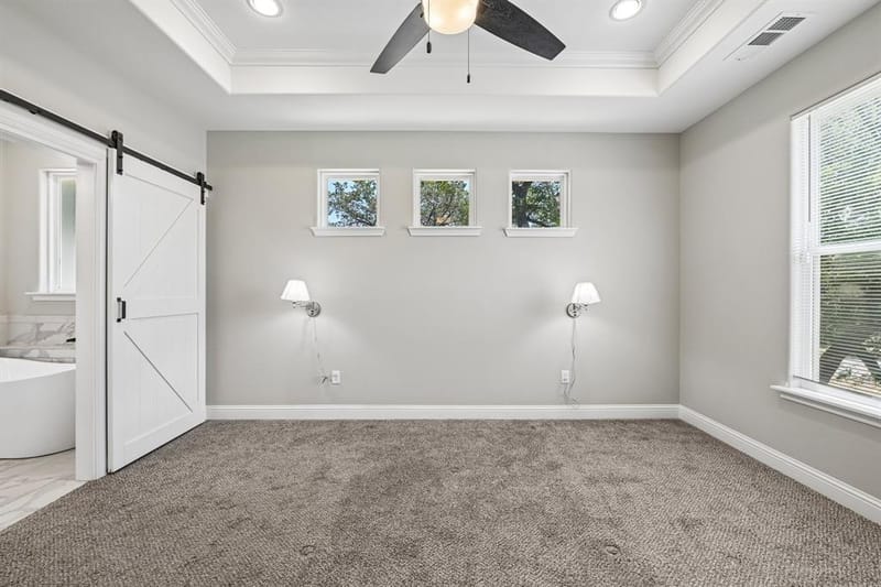 505 S Sky Court, Granbury TX 76049 - Photo 9