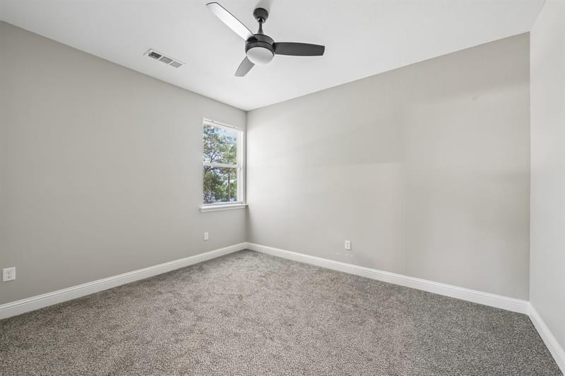 505 S Sky Court, Granbury TX 76049 - Photo 25
