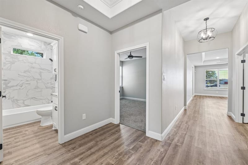 505 S Sky Court, Granbury TX 76049 - Photo 21