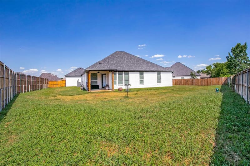 104 Bent Creek Court, Cleburne TX 76033 - Photo 24