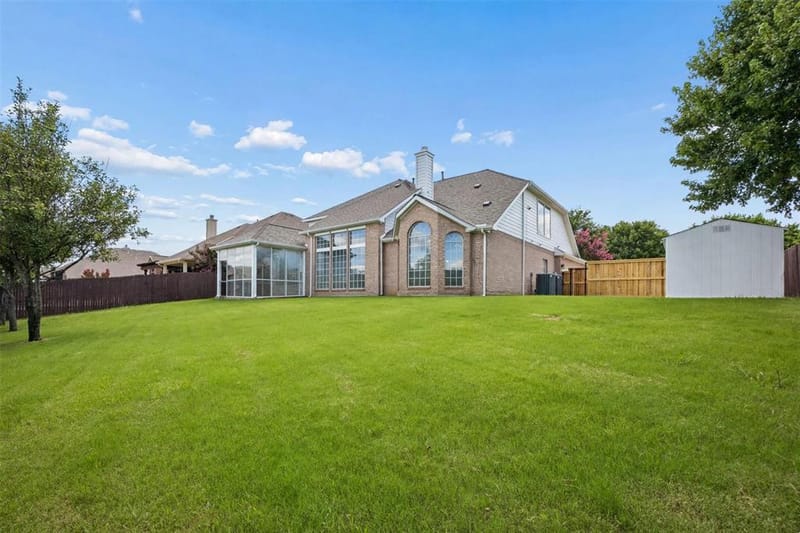 1808 Clear Summit Lane, Mansfield TX 76063 - Photo 2