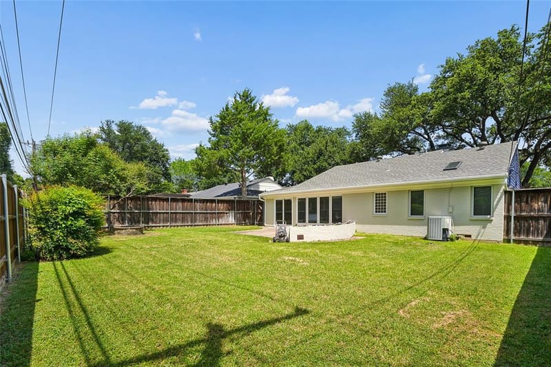 6418 Axton Lane, Dallas TX 75214 - Photo 27