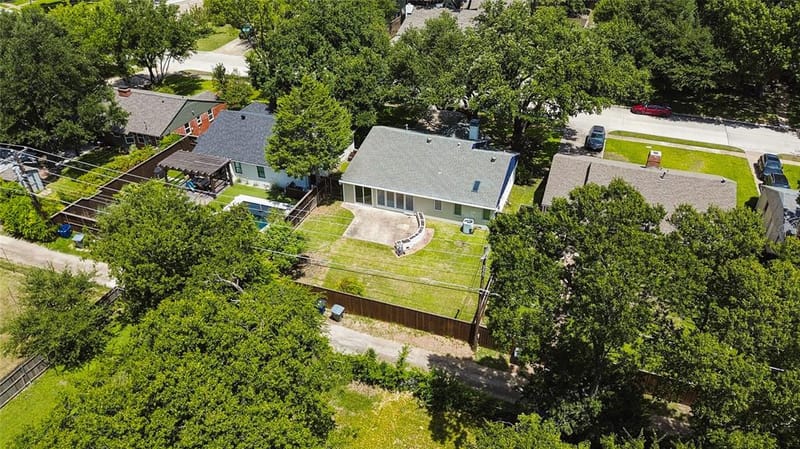 6418 Axton Lane, Dallas TX 75214 - Photo 32