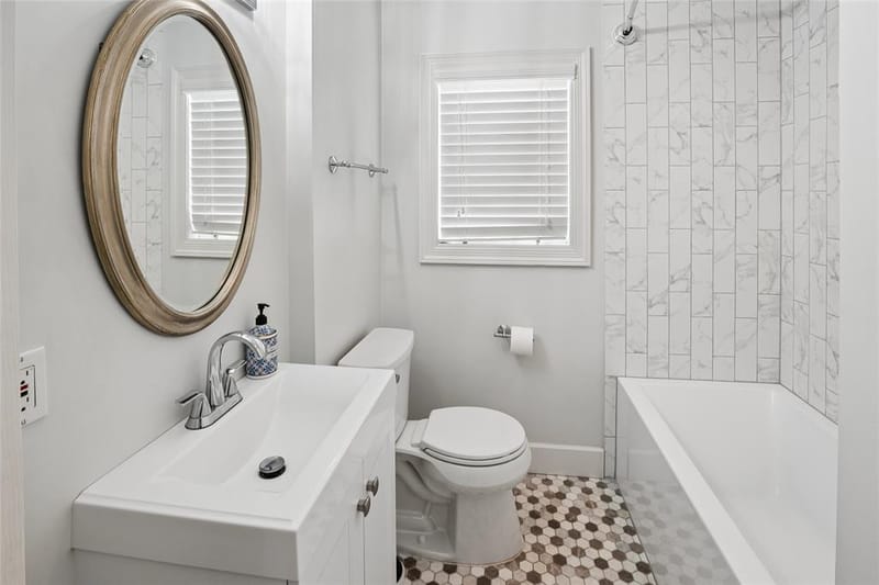 6418 Axton Lane, Dallas TX 75214 - Photo 20