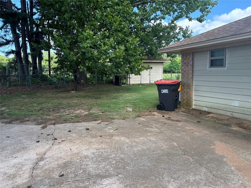 610 46th Street NE, Paris TX 75462 - Photo 3