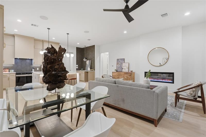 1810 Bickers Street, Dallas TX 75212 - Photo 9