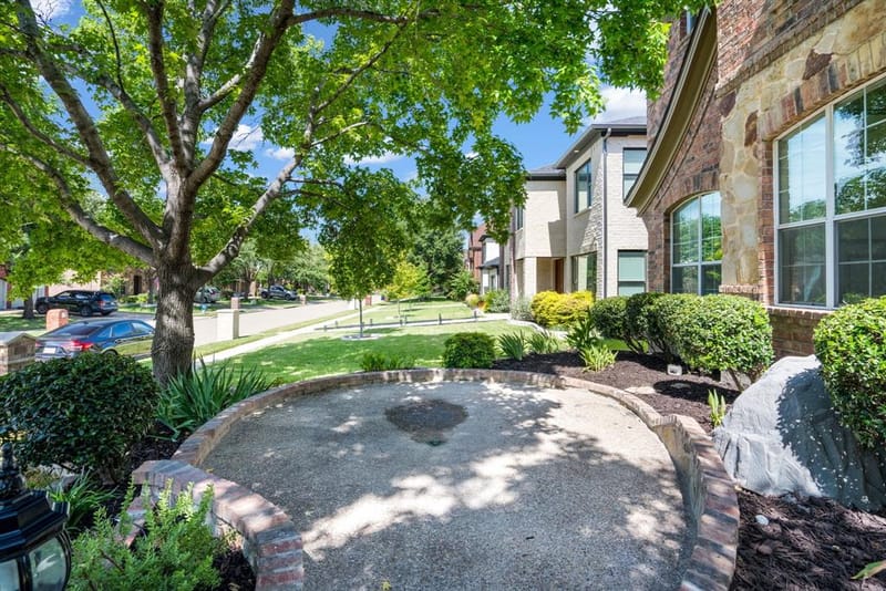 2344 Chenault Drive, Frisco TX 75033 - Photo 3