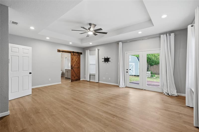 7362 Robinhood Lane, Fort Worth TX 76112 - Photo 9