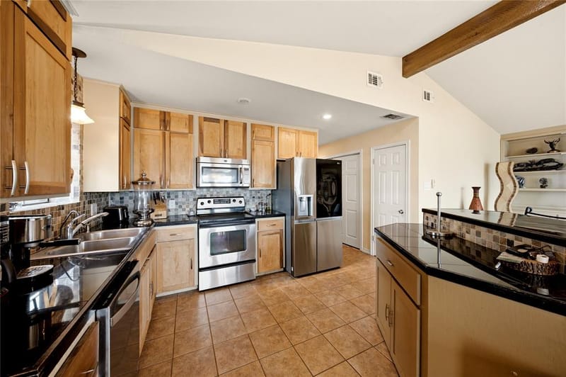 21282 Southwind Drive, Chandler TX 75758 - Photo 5