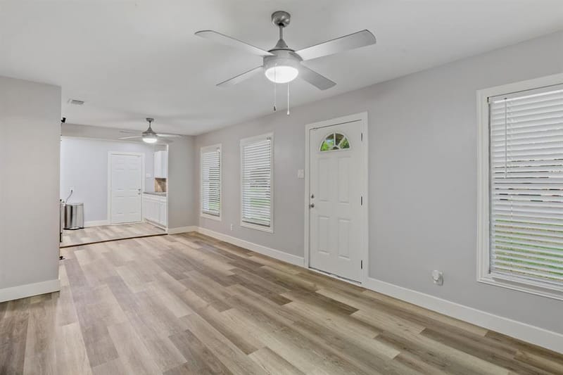 1432 Meadowbrook Drive, Garland TX 75042 - Photo 11