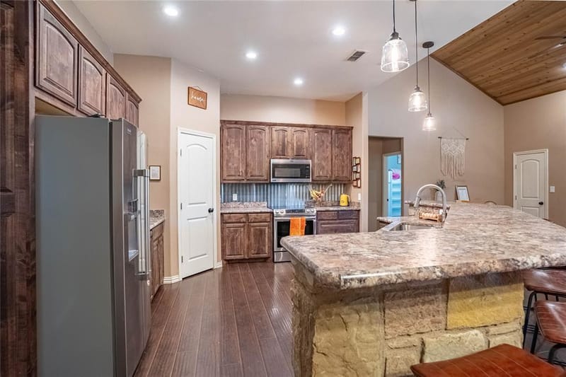 4600 County Road 906, Godley TX 76044 - Photo 7