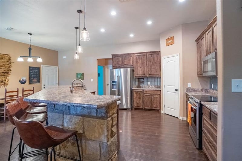 4600 County Road 906, Godley TX 76044 - Photo 8