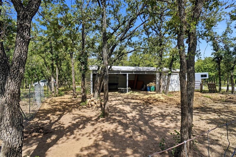 211 Spring Valley Road, Paradise TX 76073 - Photo 7