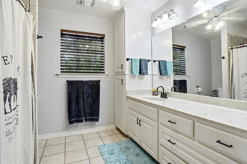 211 Spring Valley Road, Paradise TX 76073 - Photo 9