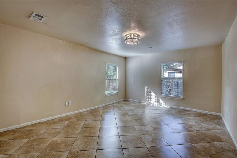 1918 Walworth Street, Greenville TX 75401 - Photo 26