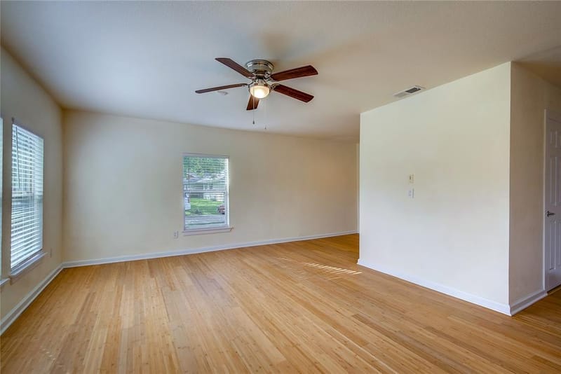 1918 Walworth Street, Greenville TX 75401 - Photo 11