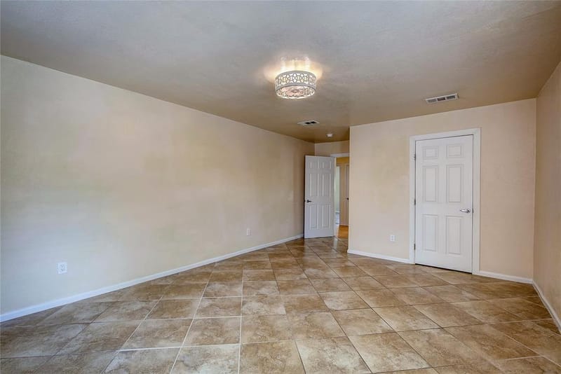 1918 Walworth Street, Greenville TX 75401 - Photo 25