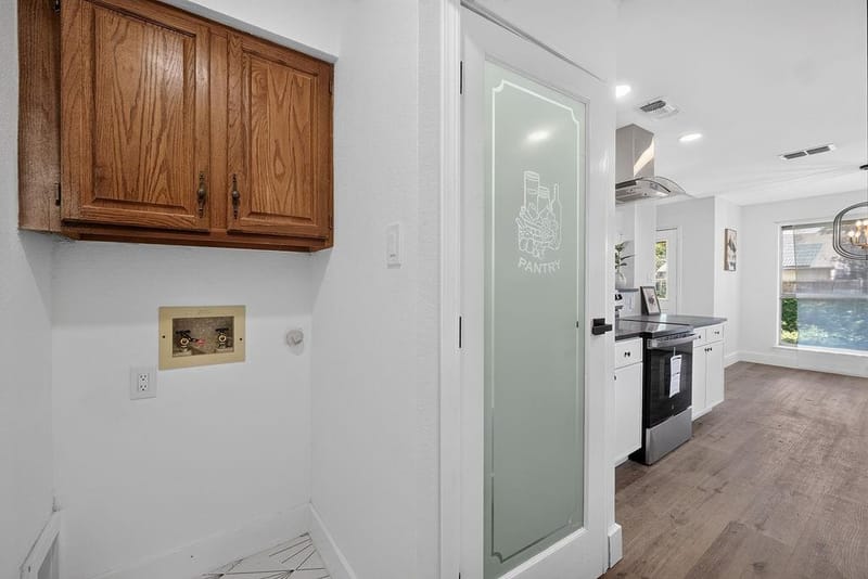 401 Myrtle Drive, Arlington TX 76018 - Photo 15