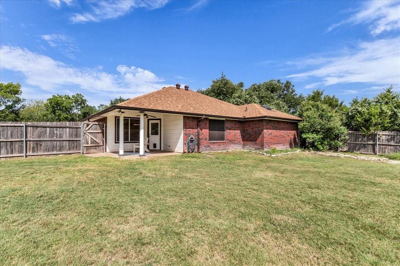 7 Market Loop, Morgans Point Resort TX 76513 - Photo 23