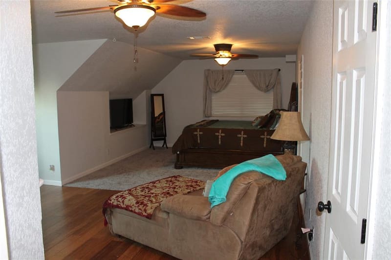 121 Port O Call Court, Runaway Bay TX 76426 - Photo 8
