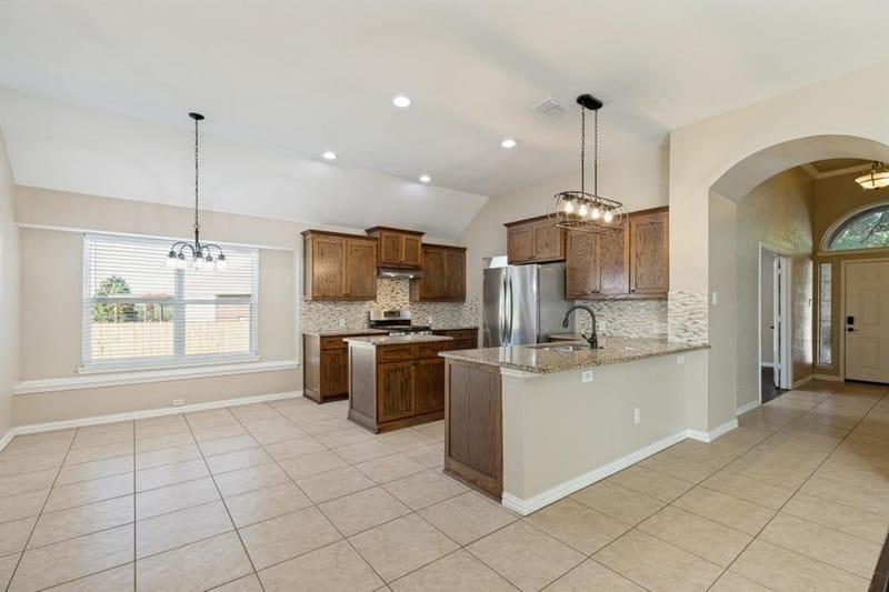 8509 Greenfield Drive, Frisco TX 75035 - Photo 9