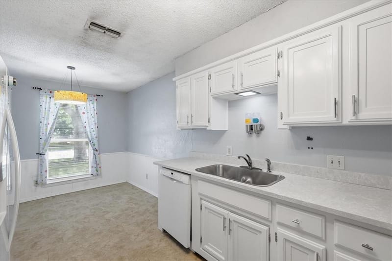 5670 Philadelphia Court, Watauga TX 76148 - Photo 18
