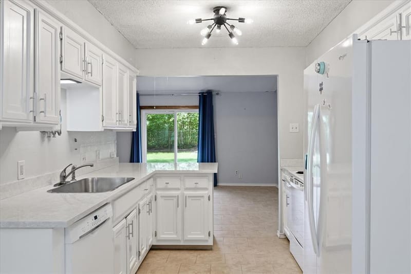 5670 Philadelphia Court, Watauga TX 76148 - Photo 21