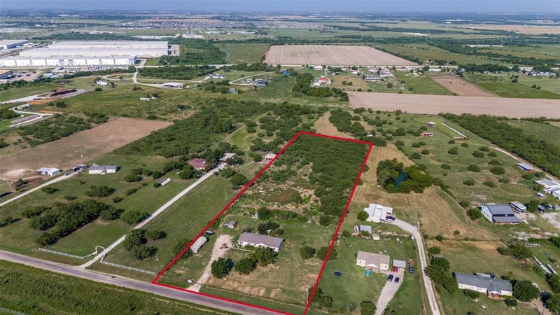 2021 S Weatherford Road, Midlothian TX 76065 - Photo 2