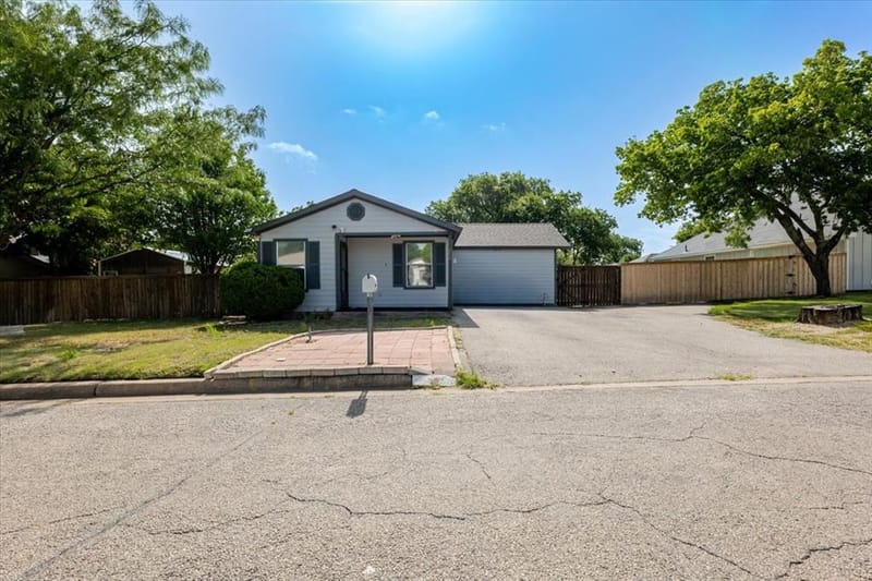 308 Hallvale Drive, White Settlement TX 76108 - Photo 2