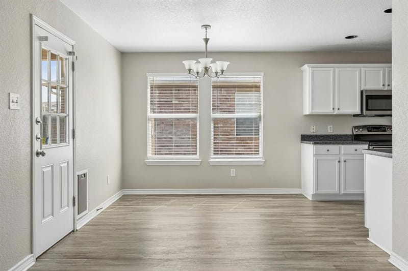 3924 Estrella Court, Fort Worth TX 76106 - Photo 12