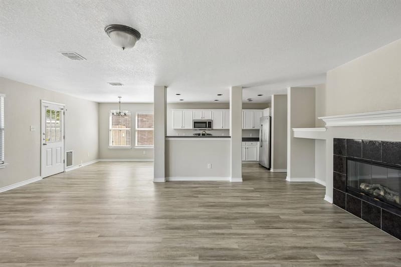 3924 Estrella Court, Fort Worth TX 76106 - Photo 10