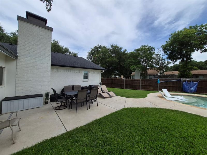 405 W Lindenwood Lane, Hewitt TX 76643 - Photo 26