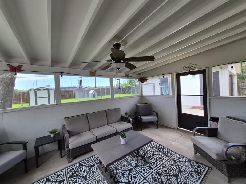 405 W Lindenwood Lane, Hewitt TX 76643 - Photo 25