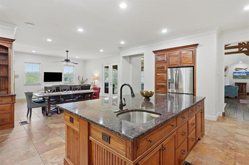 6710 Westover Drive, Granbury TX 76049 - Photo 13