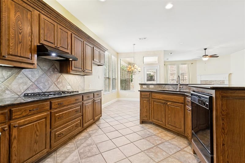 709 Pelican Hills Drive, Fairview TX 75069 - Photo 7