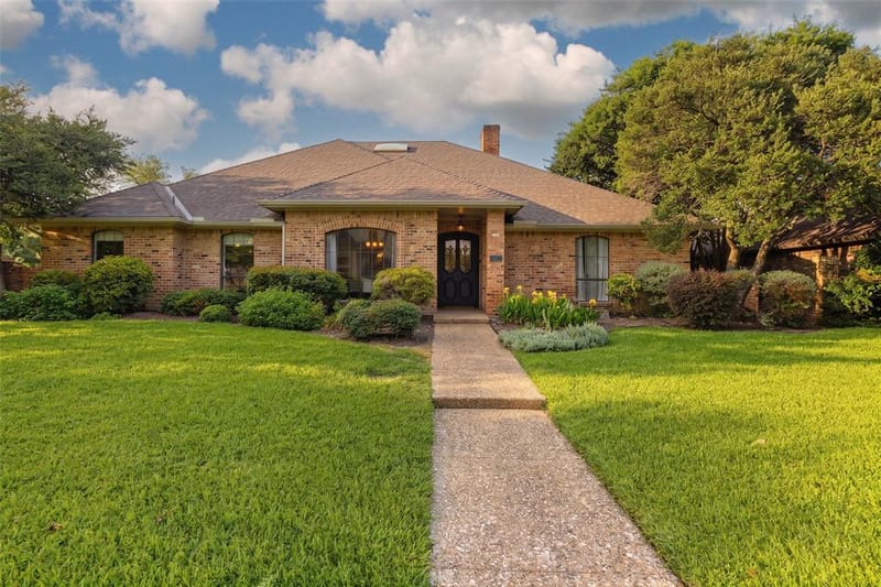 6501 Copper Creek Drive, Dallas TX 75248 - Photo 7