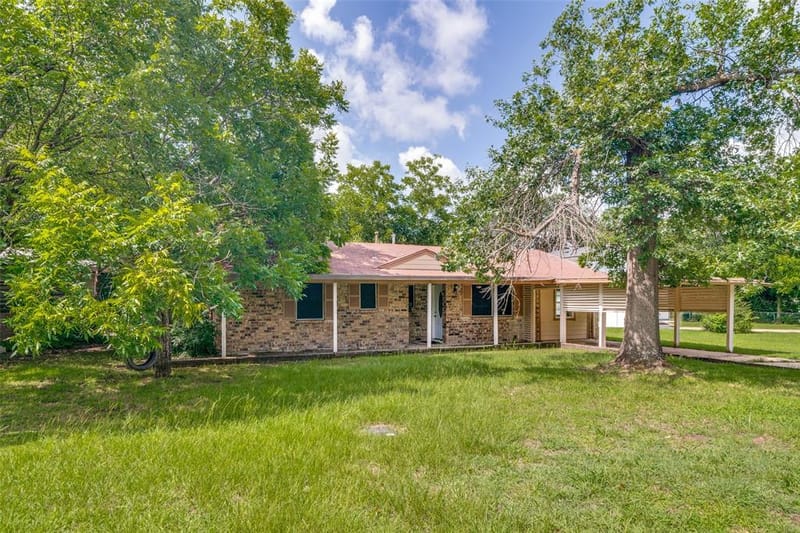 1415 Tulane Street, Greenville TX 75401 - Photo 2