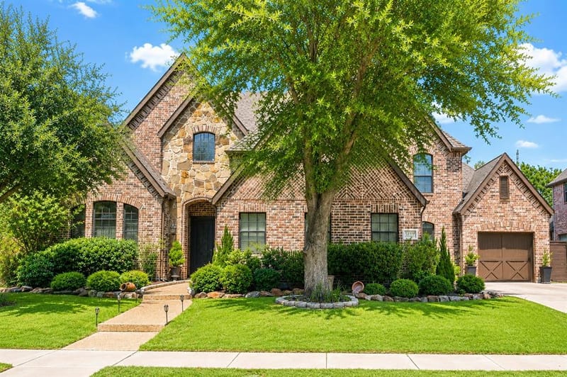 11058 Wellshire Lane, Frisco TX 75035 - Photo 3