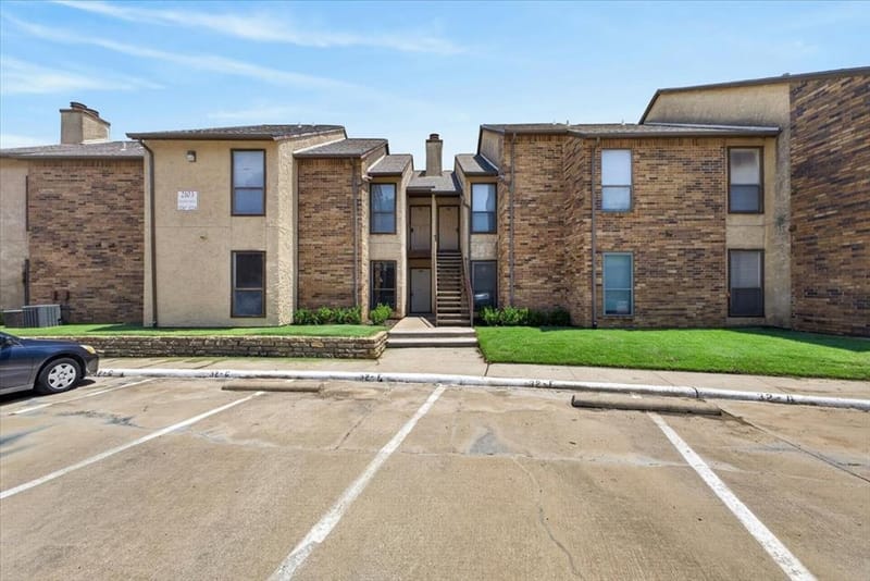 2103 Friendly Drive # 3211, Arlington TX 76011 - Photo 3